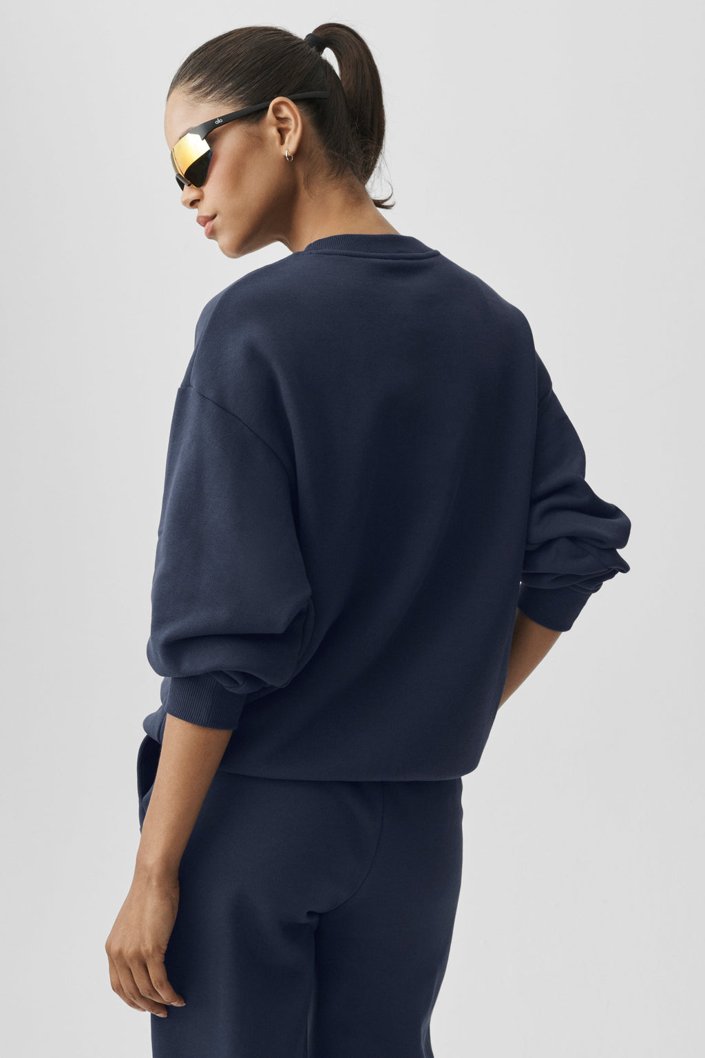 Accolade Crew Neck Pullover - Navy - 2